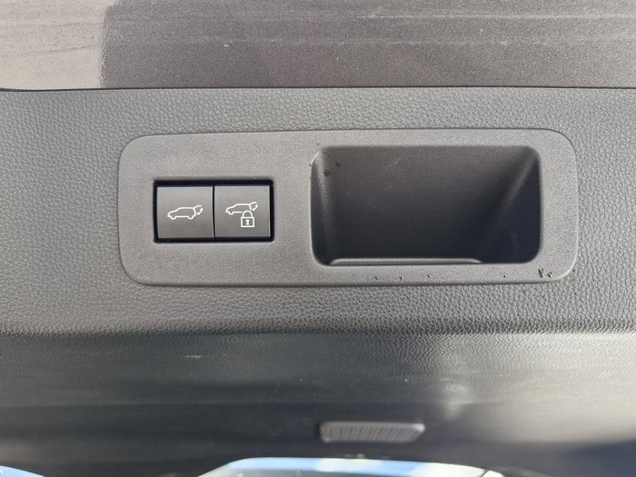 2022 Toyota Landcruiser Sahara