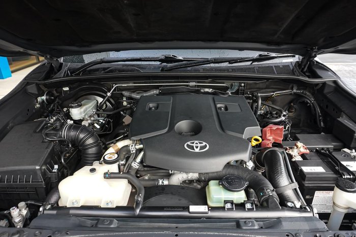 2021 Toyota Hilux SR5