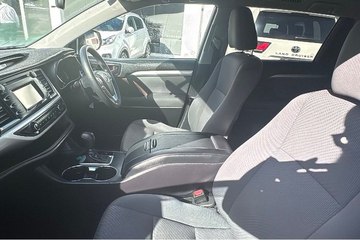 2017 Toyota Kluger GX