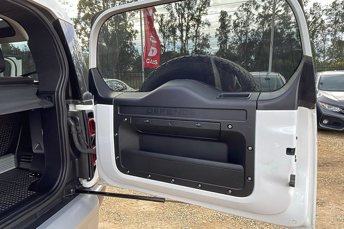 2021 Land Rover Defender 90 P300
