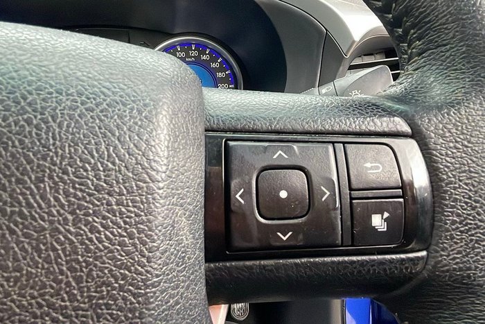 2017 Toyota Hilux SR5