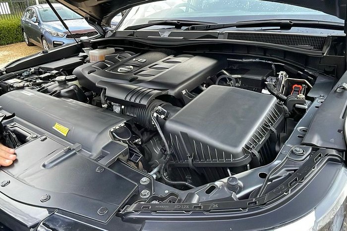 2023 Nissan Patrol Ti