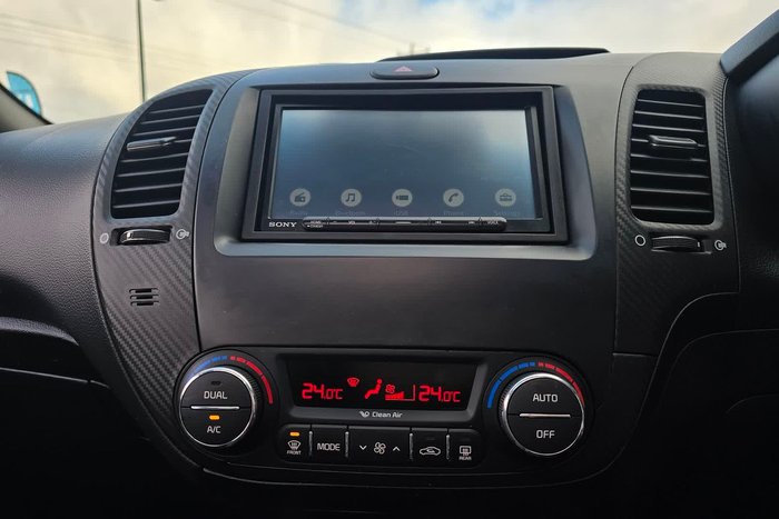 2015 Kia Cerato SLi