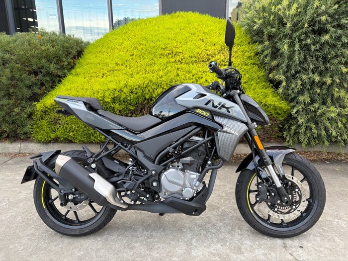 2025 CFMOTO 300 NK ABS Black