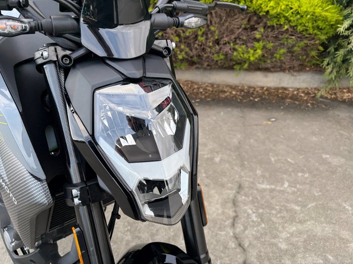 2025 CFMOTO 300 NK ABS Black