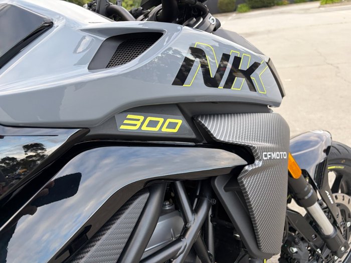 2025 CFMOTO 300 NK ABS Black
