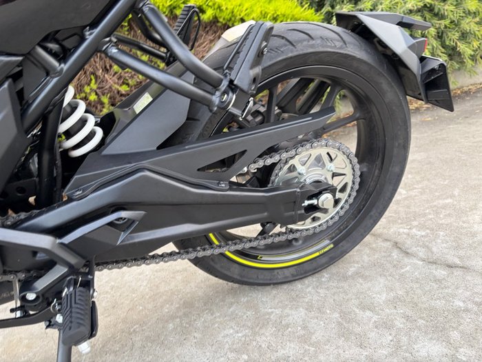 2025 CFMOTO 300 NK ABS Black