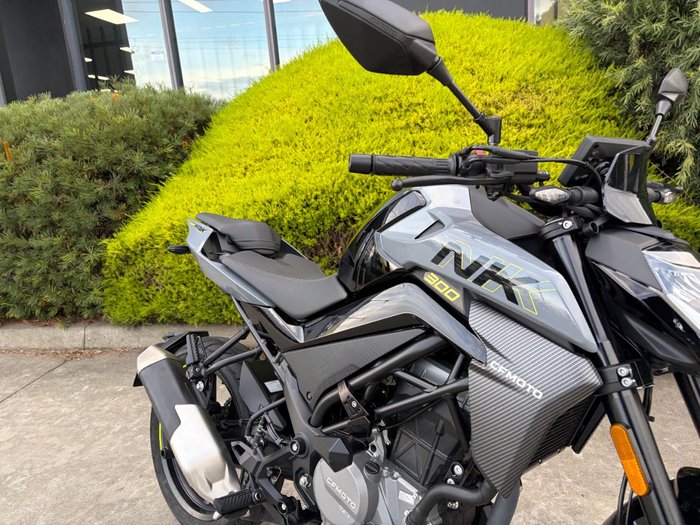 2025 CFMOTO 300 NK ABS Black