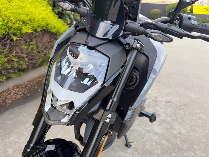 2025 CFMOTO 300 NK ABS Black