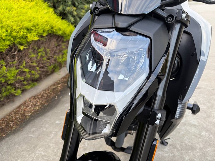 2025 CFMOTO 300 NK ABS Black