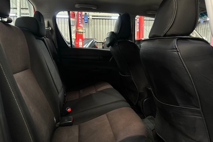 2018 Toyota Hilux SR