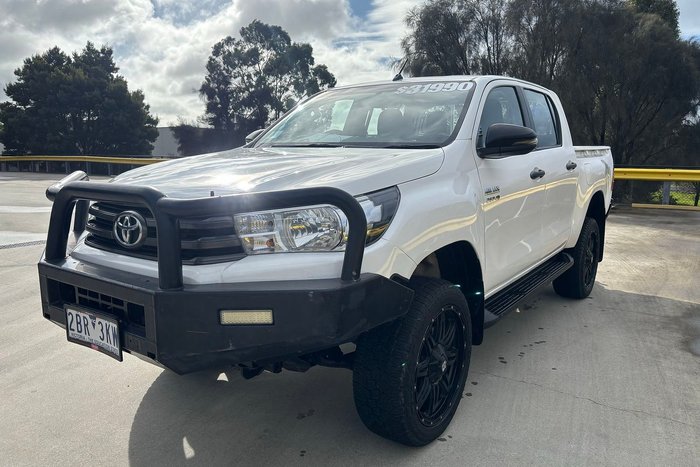 2018 Toyota Hilux SR