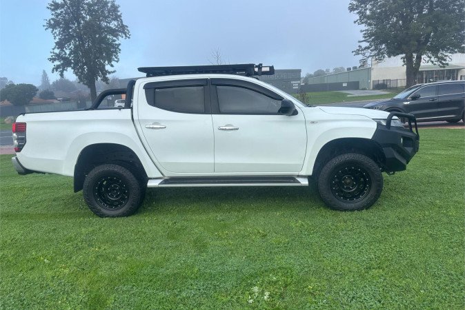 2020 MITSUBISHI TRITON GLX-R (4x4)