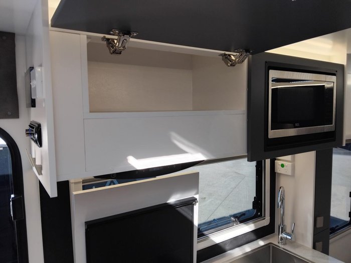 2026 New Age Caravans Manta Ray 16Ft Couples Van With Full Ensuite
