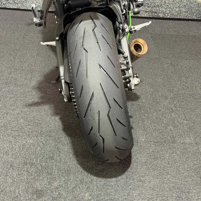 2024 Kawasaki NINJA ZX-6R (636) KRT EDITION Green