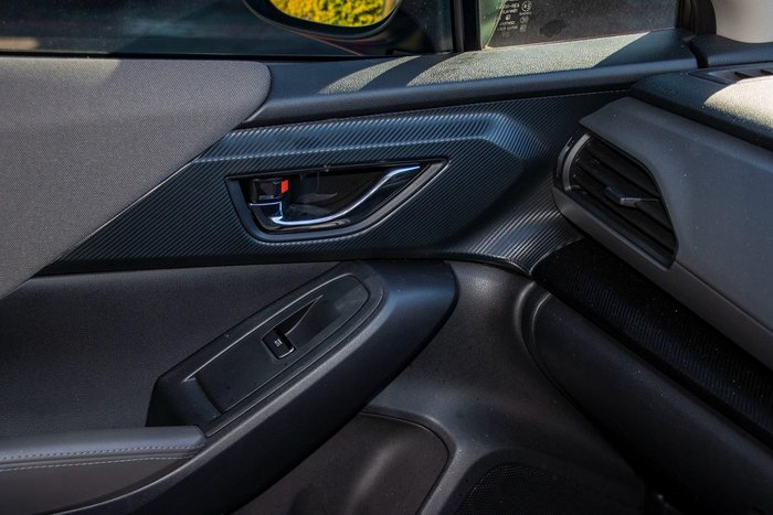 2025 Subaru Crosstrek Hybrid L