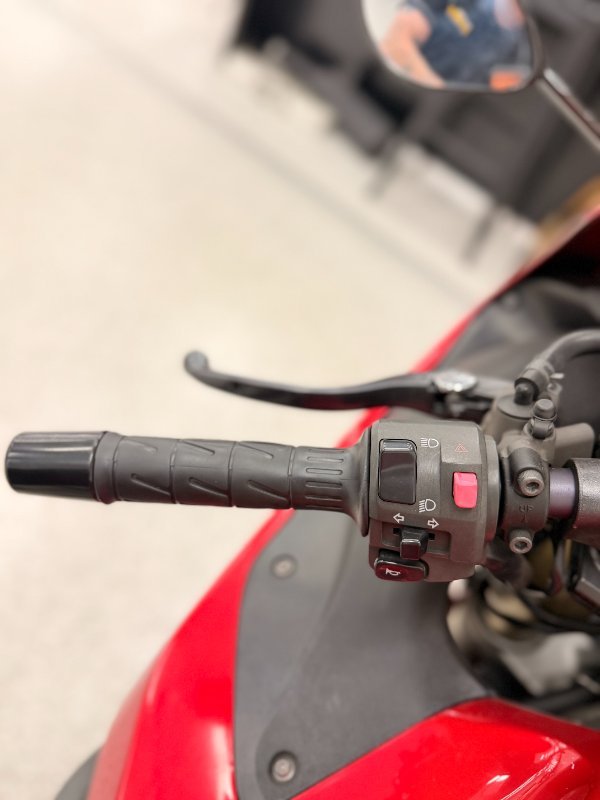 2010 Kawasaki NINJA ZX-14 (ZX14-R) Red