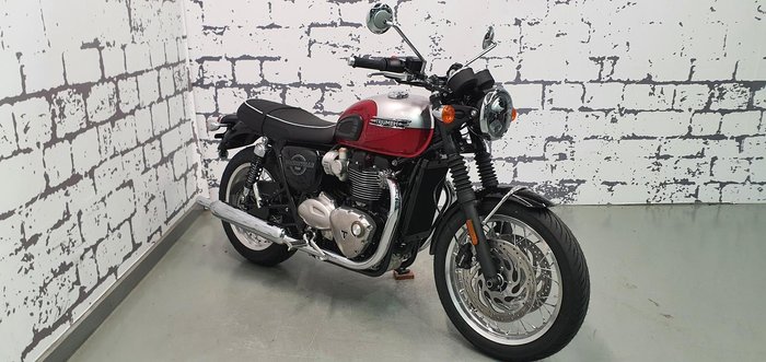 2026 Triumph Bonneville T120 Bonneville Red