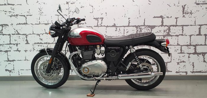 2026 Triumph Bonneville T120 Bonneville Red