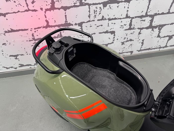 2025 Vespa GTV 300 GTV Green