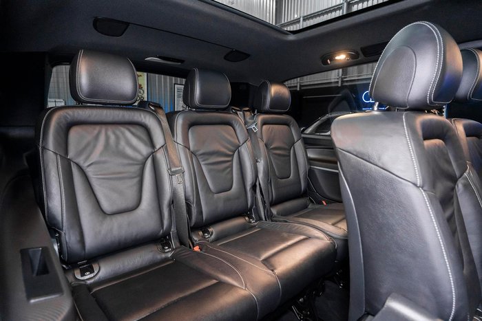 2022 Mercedes-Benz V-Class V300 d AMG Avantgarde