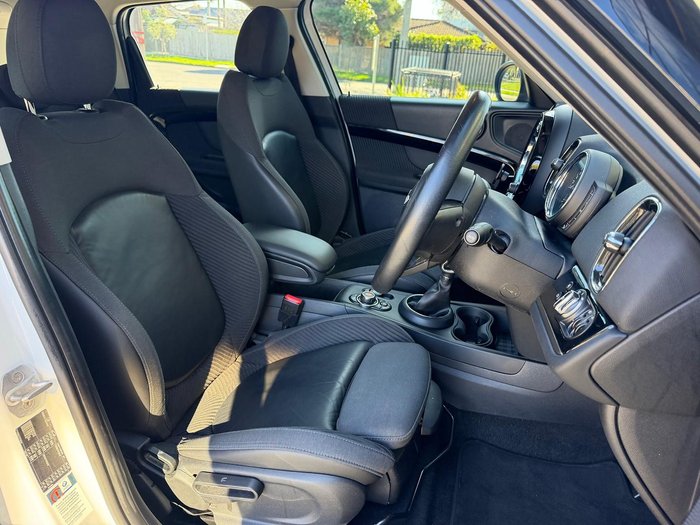 2018 MINI Countryman Cooper