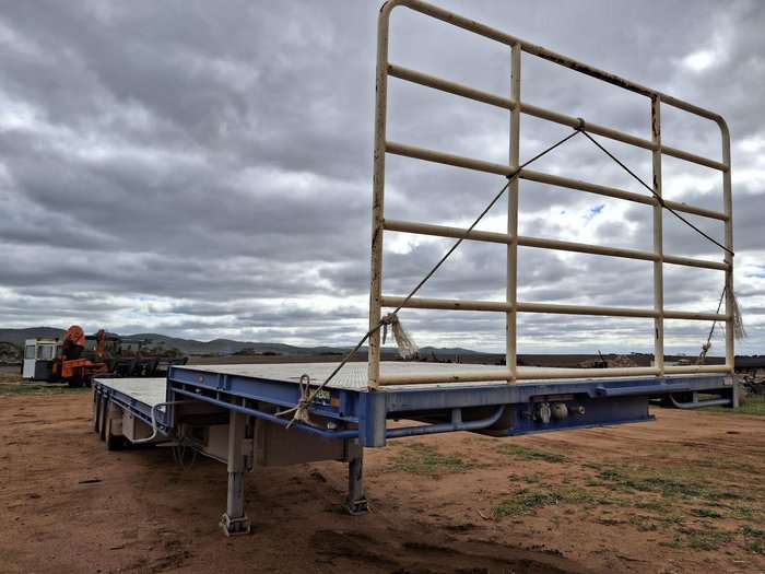2019 Boomer Tri Axle Drop Deck Low Loader