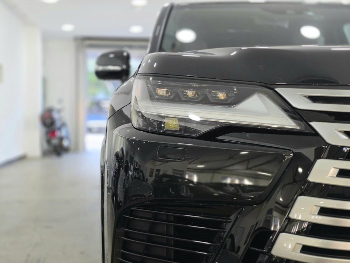 2024 Lexus LX 600 Sports Luxury