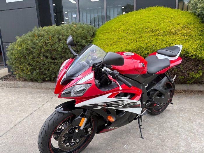 2014 Yamaha YZF-R6 Red