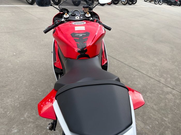 2014 Yamaha YZF-R6 Red