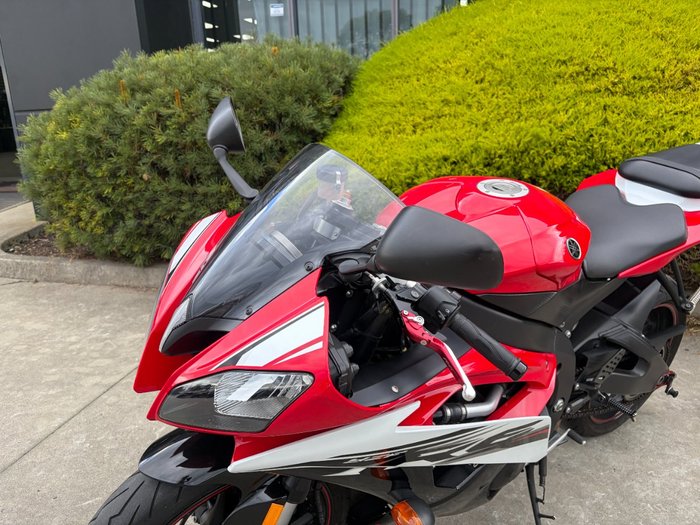 2014 Yamaha YZF-R6 Red