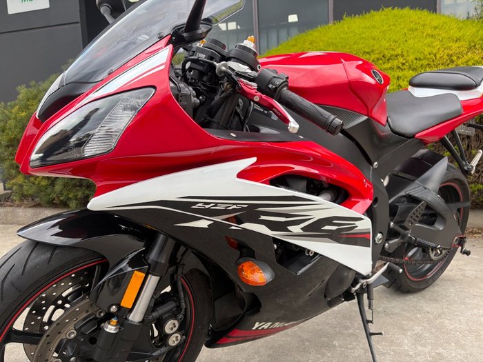 2014 Yamaha YZF-R6 Red
