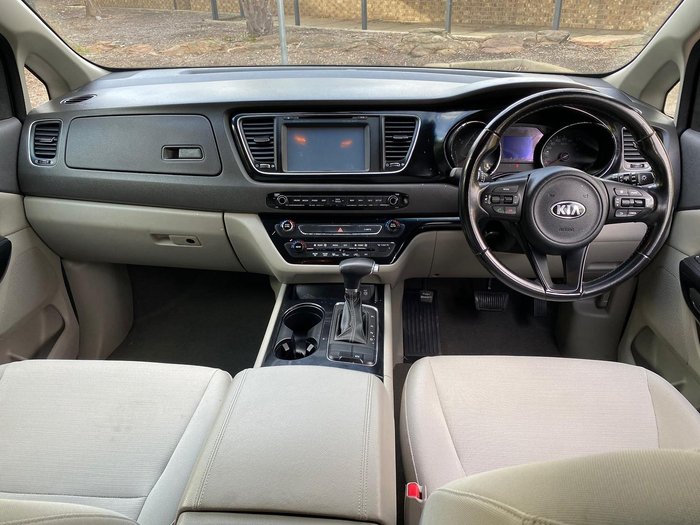 2017 Kia Carnival Si