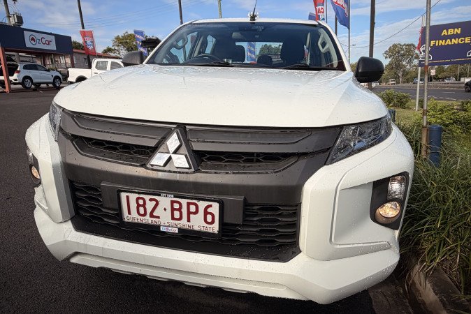 2021 MITSUBISHI TRITON