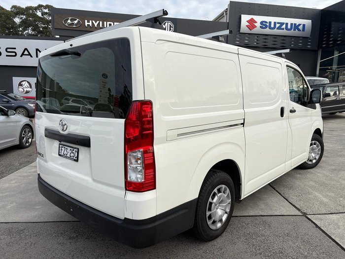 2021 Toyota Hiace