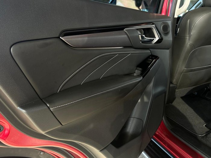 2022 Isuzu MU-X LS-T