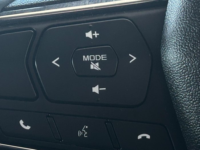 2022 Isuzu MU-X LS-T