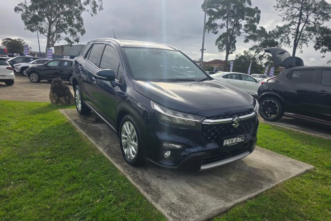 2022 SUZUKI S-CROSS