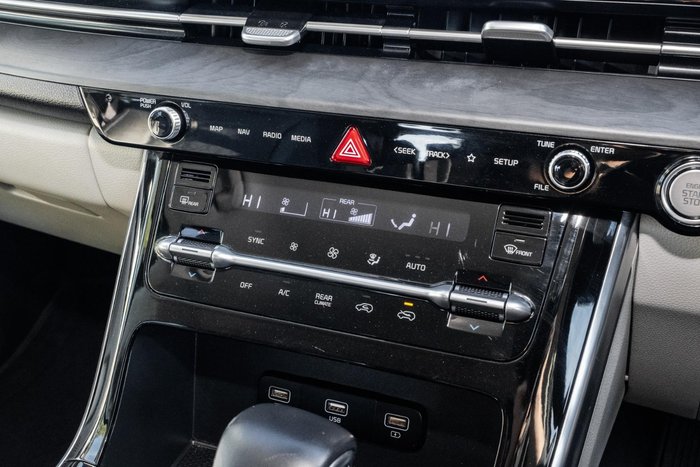 2021 Kia Carnival SLi