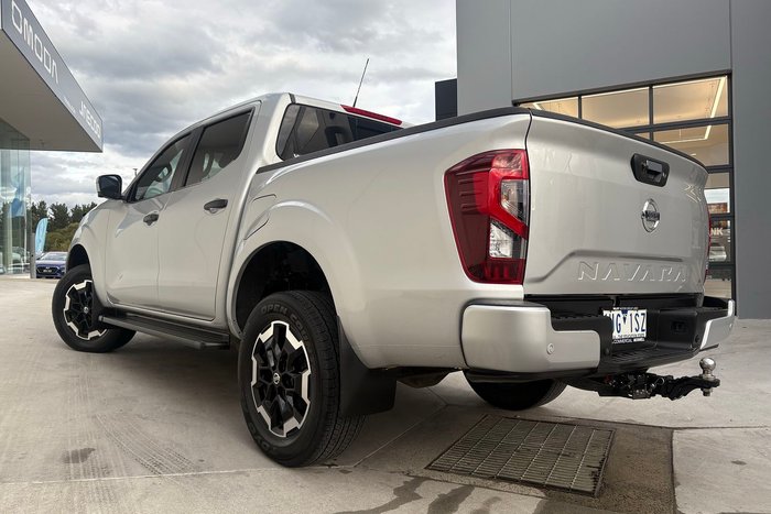 2021 Nissan Navara ST-X
