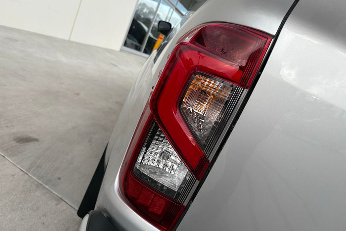 2021 Nissan Navara ST-X