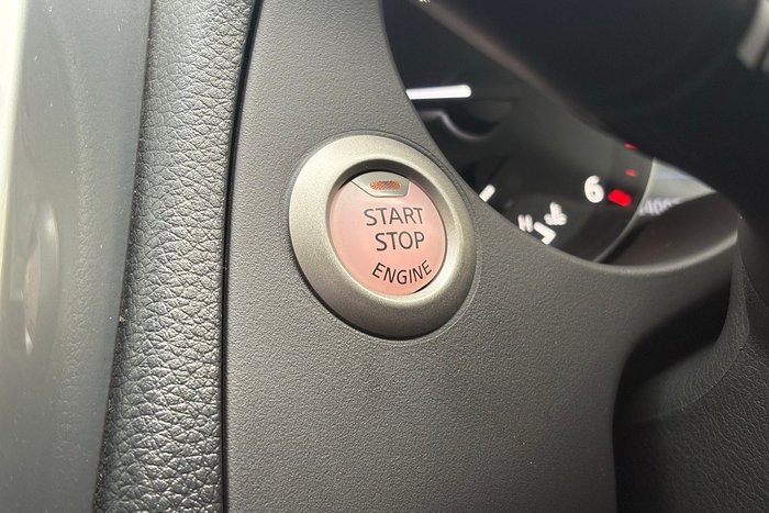 2021 Nissan Navara ST-X