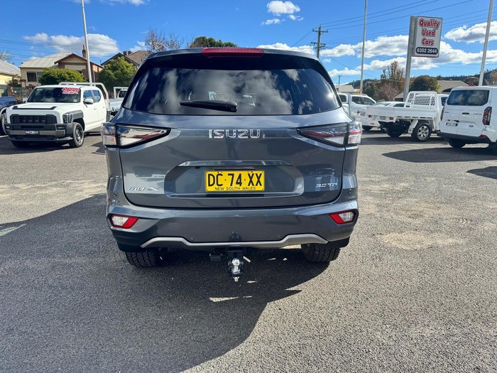 2021 Isuzu MU-X LS-U