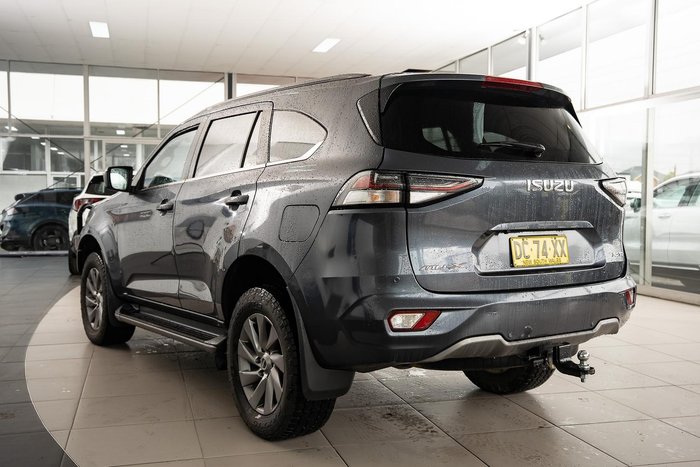2021 Isuzu MU-X LS-U