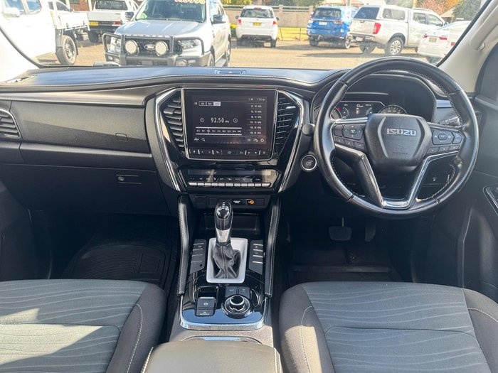 2021 Isuzu MU-X LS-U