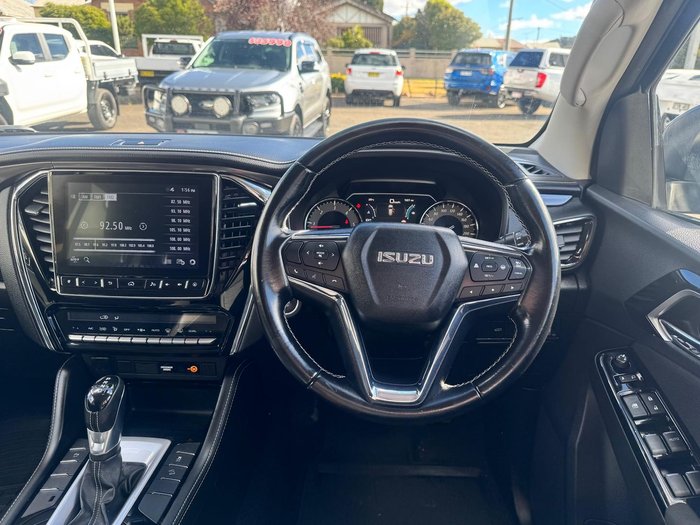 2021 Isuzu MU-X LS-U