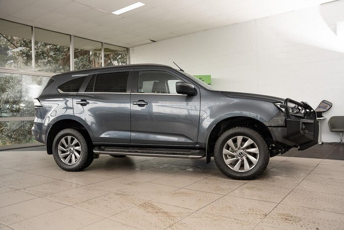 2021 Isuzu MU-X LS-U