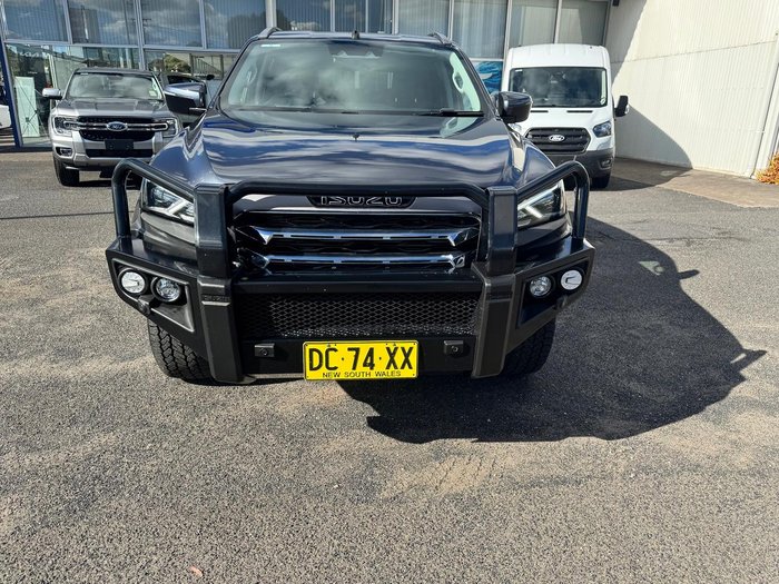 2021 Isuzu MU-X LS-U