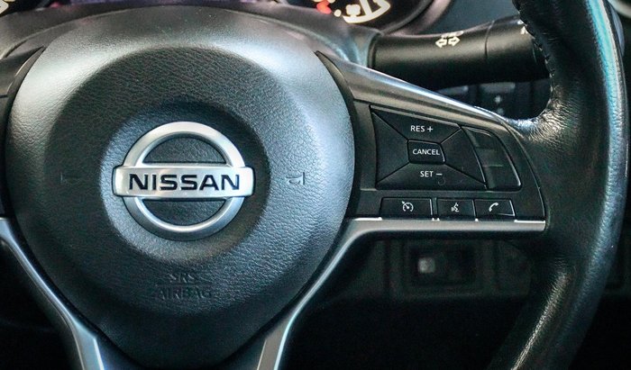 2021 Nissan Navara ST-X