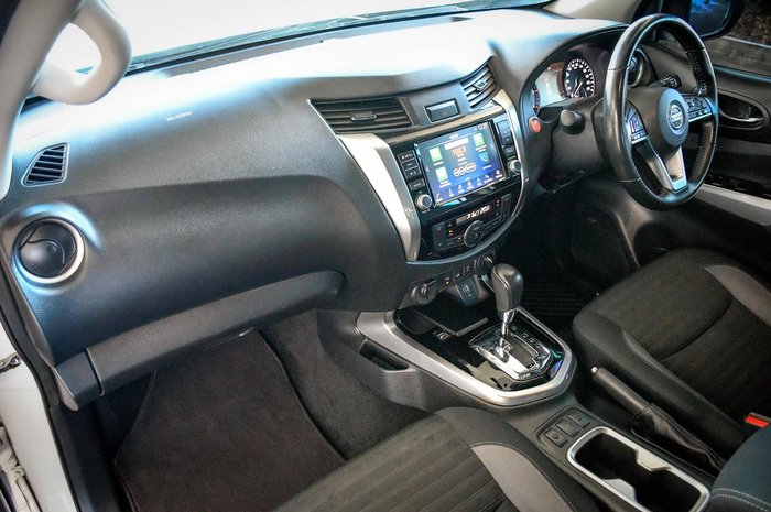 2021 Nissan Navara ST-X